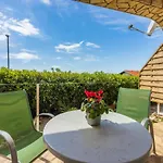 Apartament Azalea *