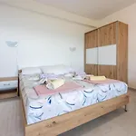 Azalea Apartament Dramalj