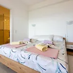 Azalea Apartament *
