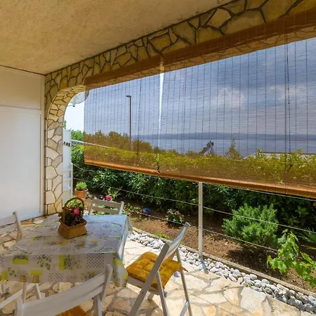 Apartament Azalea *